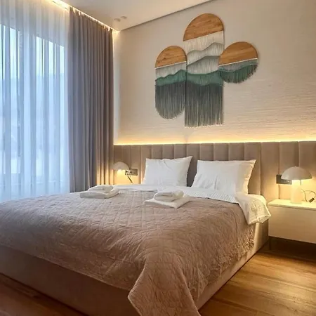 Forest Apartment